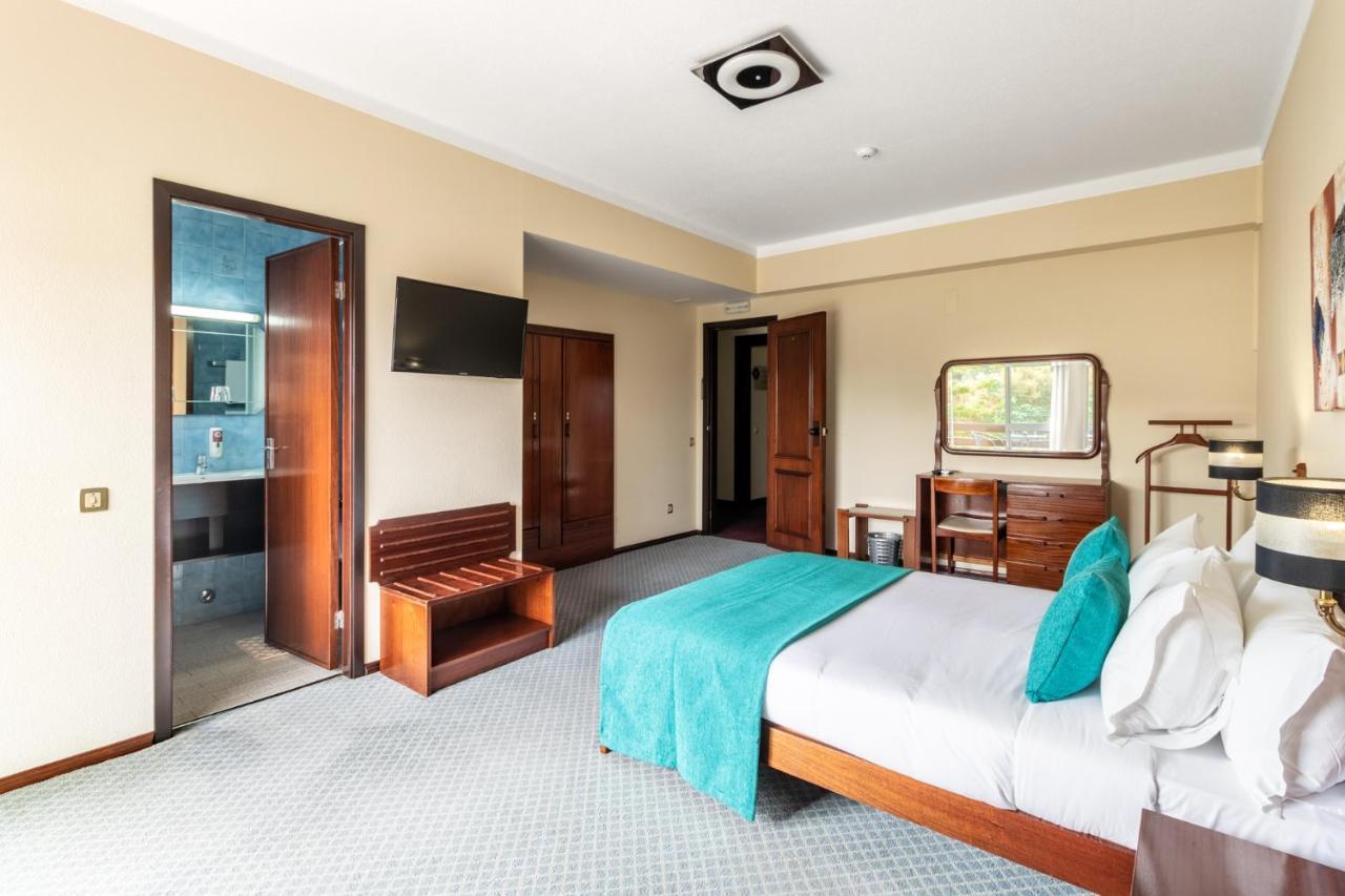 Hotel Colmeia Monte Real Eksteriør bilde
