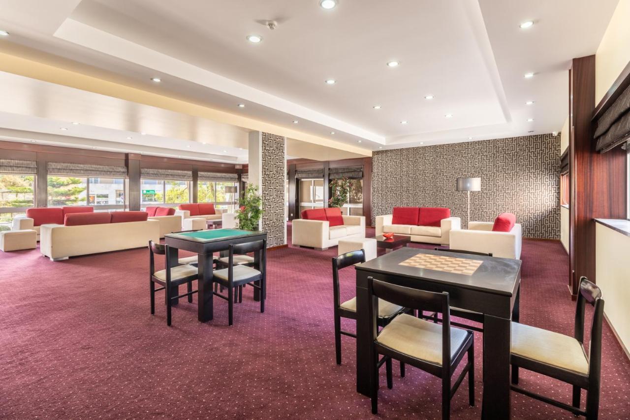 Hotel Colmeia Monte Real Eksteriør bilde