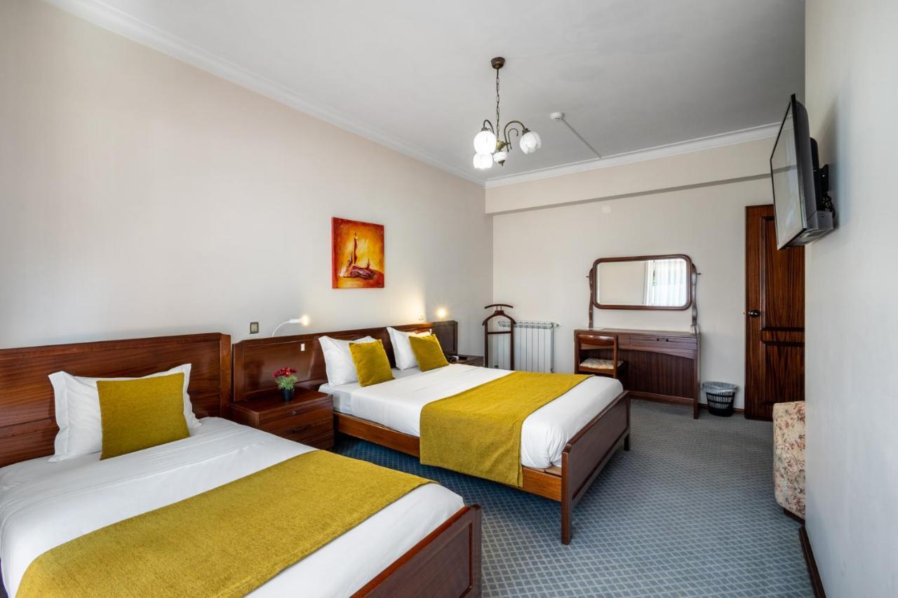 Hotel Colmeia Monte Real Eksteriør bilde