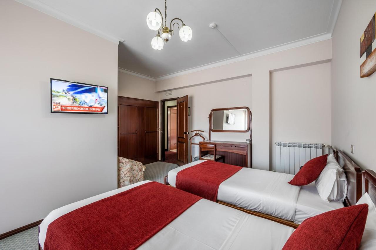 Hotel Colmeia Monte Real Eksteriør bilde