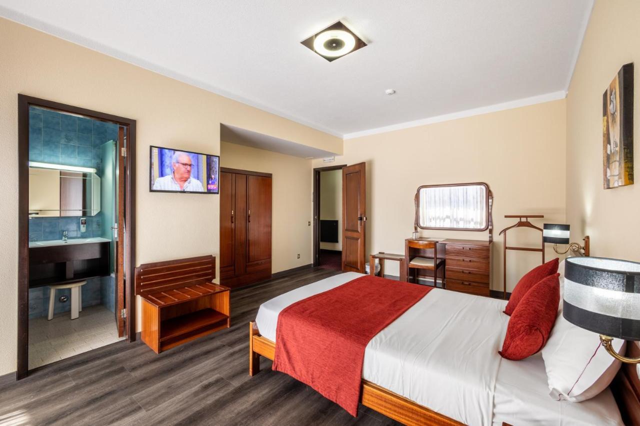 Hotel Colmeia Monte Real Eksteriør bilde