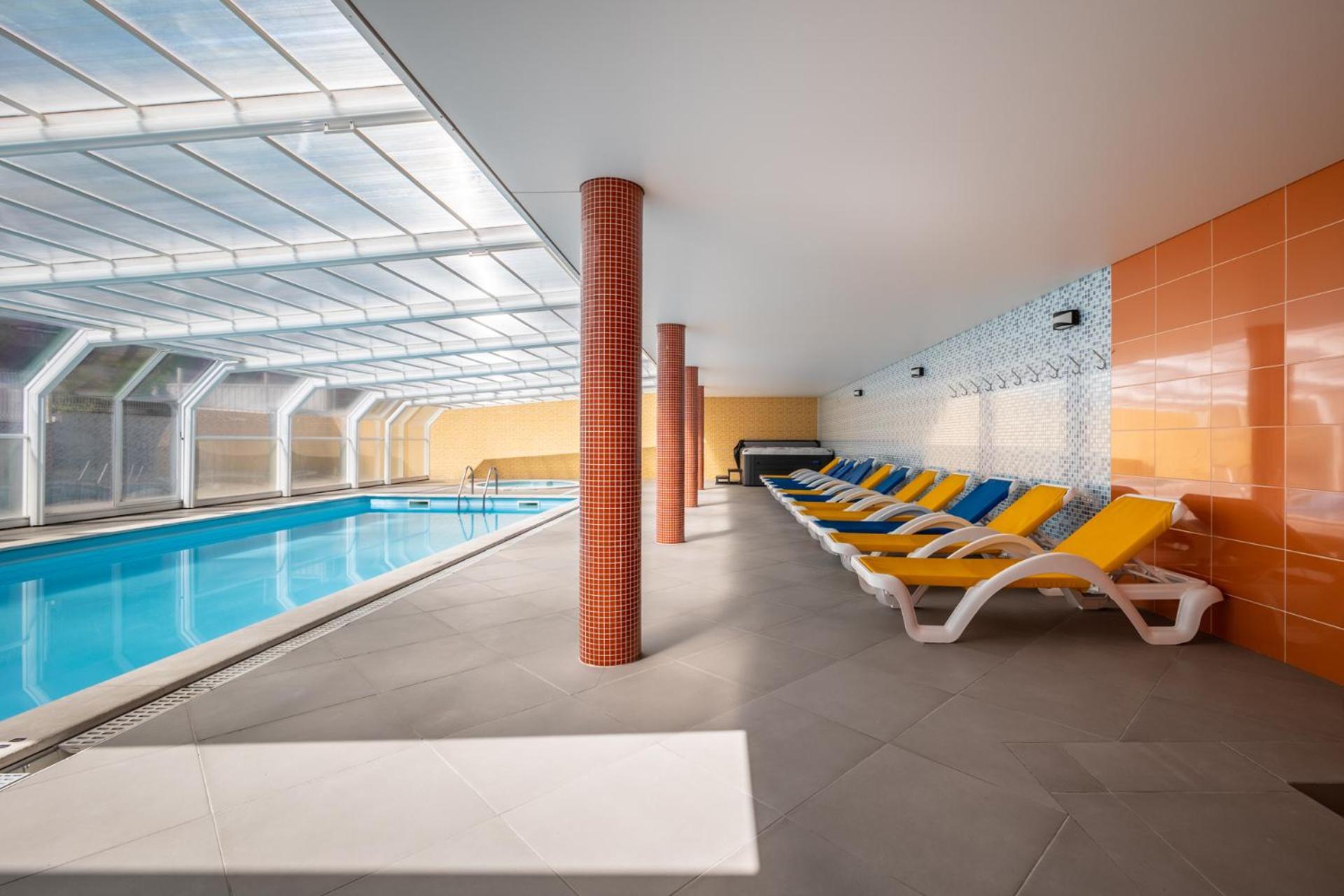 Hotel Colmeia Monte Real Eksteriør bilde